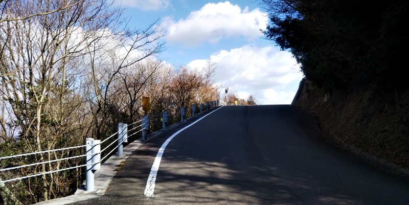 【写真】亀老山展望公園ヒルクライム：亀老山の駐車場はもうすぐのはず