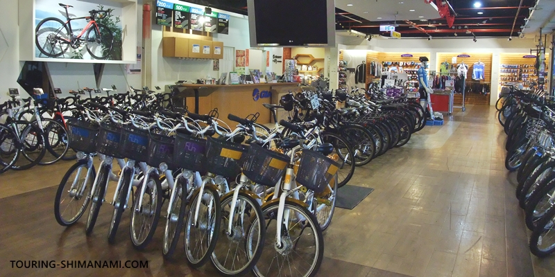 【写真】自転車ショップに並ぶ様々な自転車：自転車の種類と特徴