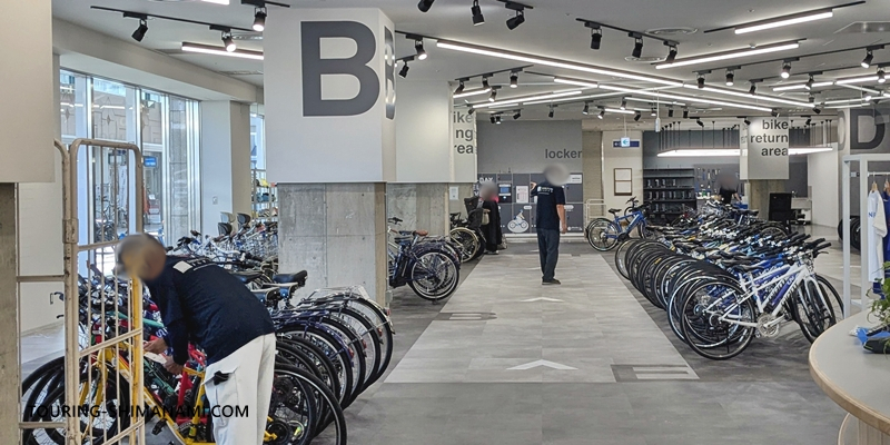 【写真】尾道駅前レンタサイクルターミナル:約350台もの貸出し自転車が準備されている